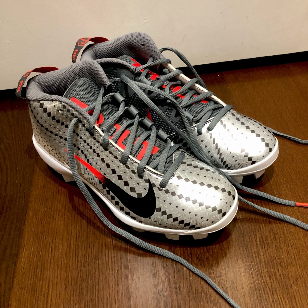NEW Nike Kids Trout Force 5 Baseball Shoes/Cleats